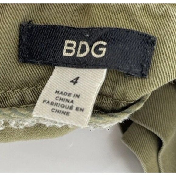 BDG Women’s Green 100% Lyocell Cargo‎ Pants Wide Leg Size 4 Gorpcore Grunge Boho - Picture 10 of 11